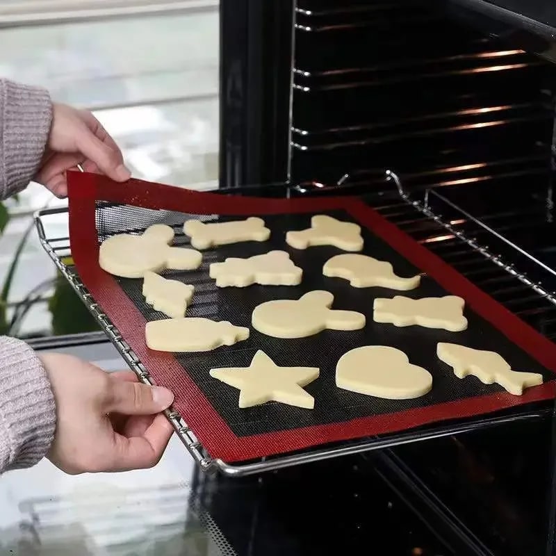 30 × 40cm Reusable Perforated Silicone Grill & Baking Mat – product image 2