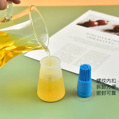 Silicone BBQ Basting Brush with Oil Bottle, 12 x 5cm, Blue, Green, Pink or Red