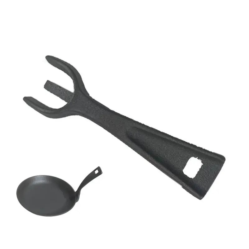 Cast Iron BBQ Plate Clip, 13cm Cookware Clamp for Grilling, Ovens and Campfire Cooking