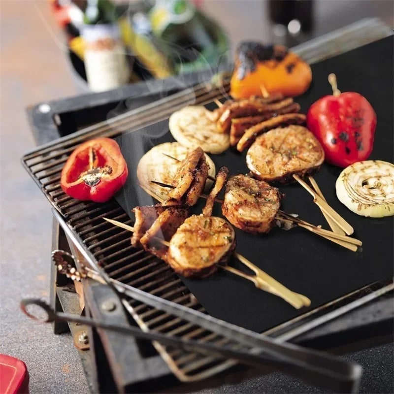 Reusable Non-Stick BBQ Grill Mat 40 x 33cm Fabric Cooking Sheet, 3 or 5 Pack