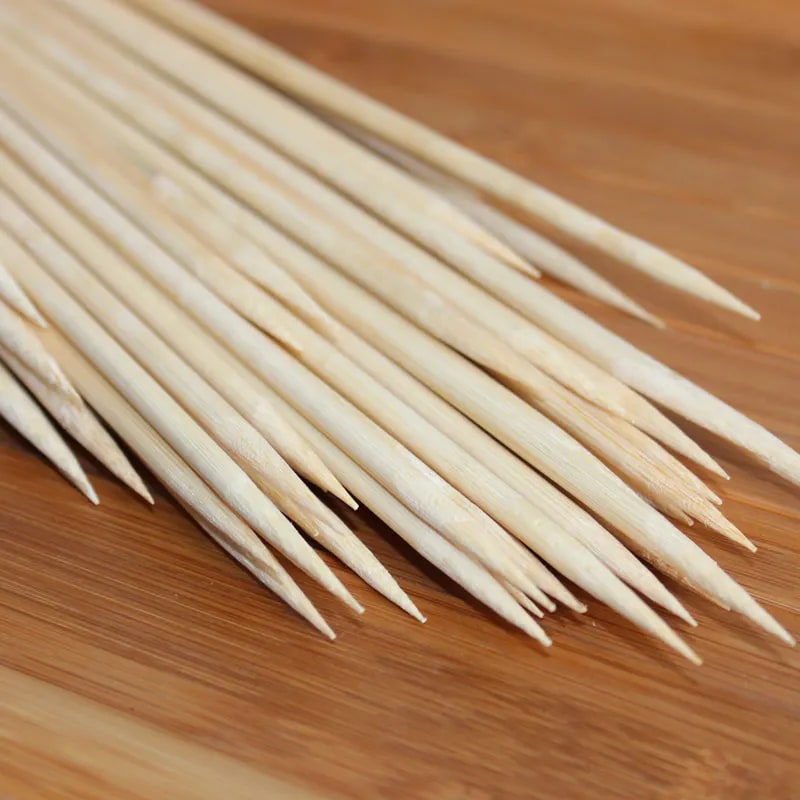 Wooden BBQ Skewers 50cm x 5mm, Disposable Long Grill Sticks, 100 or 200 Pack