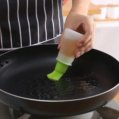 Silicone Oil Basting Brush with Bottle, Portable BBQ and Baking Tool