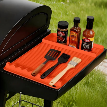 Silicone BBQ Grill Mat with Seasoning Area, 40.5 x 29.2cm