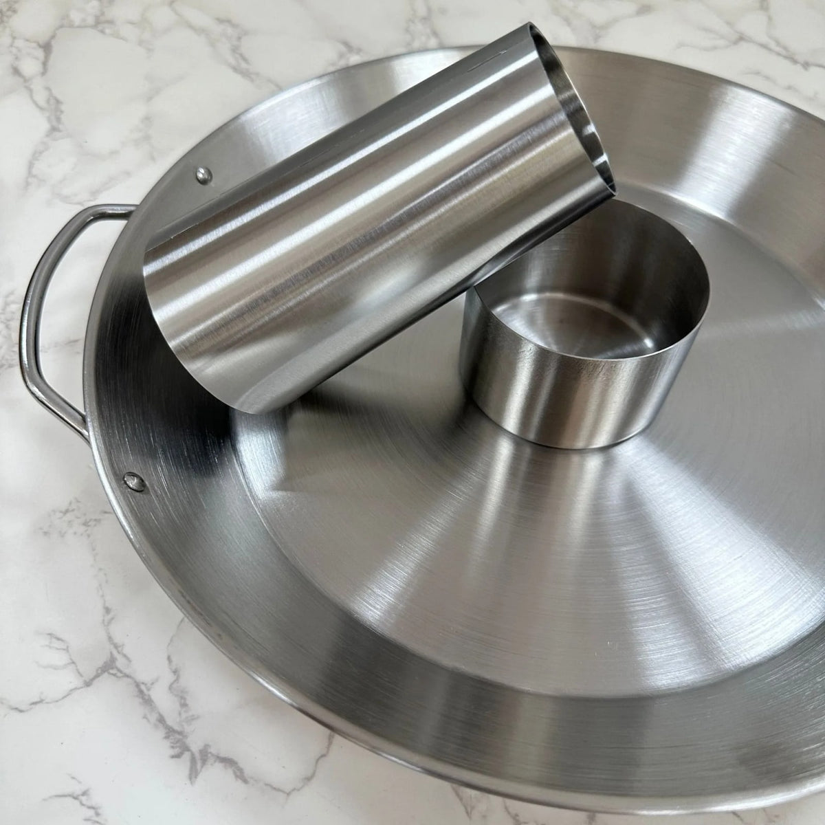 Stainless Steel Upright Chicken Roasting Pan and Holder Silver 24 x 24 x 14cm