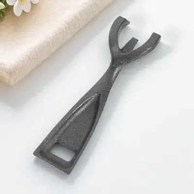 Cast Iron Griddle Plate Gripper Clip, Black Plastic, 14cm