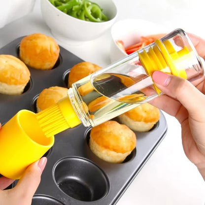 Oil Bottle with Silicone Basting Brush for Cooking, Baking and Barbecue, Size M