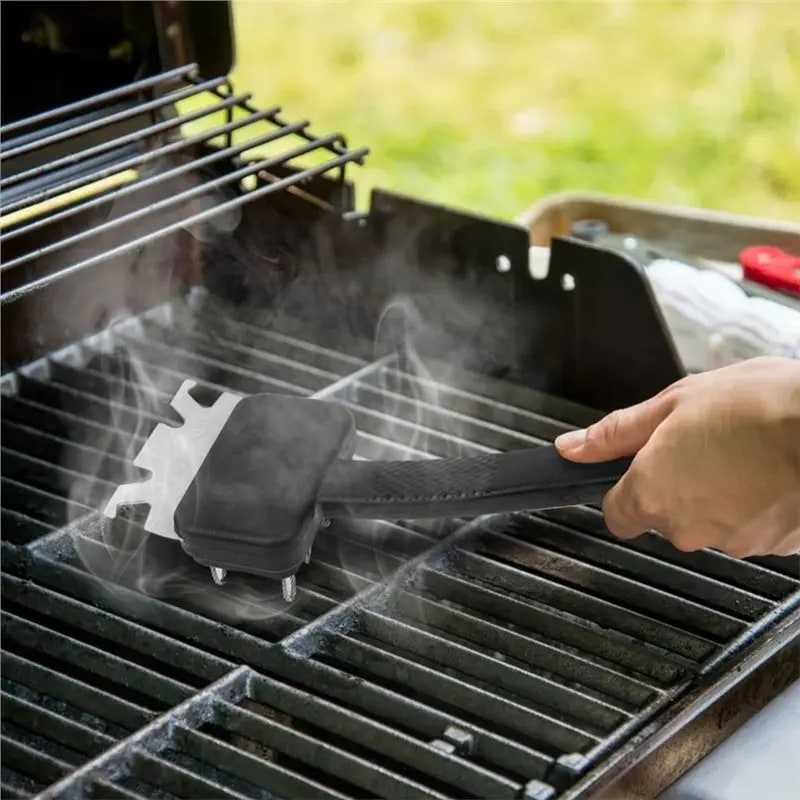 Outdoor BBQ Grill Cleaning Brush with Stainless Steel Wire Loops and Scraper, 44cm