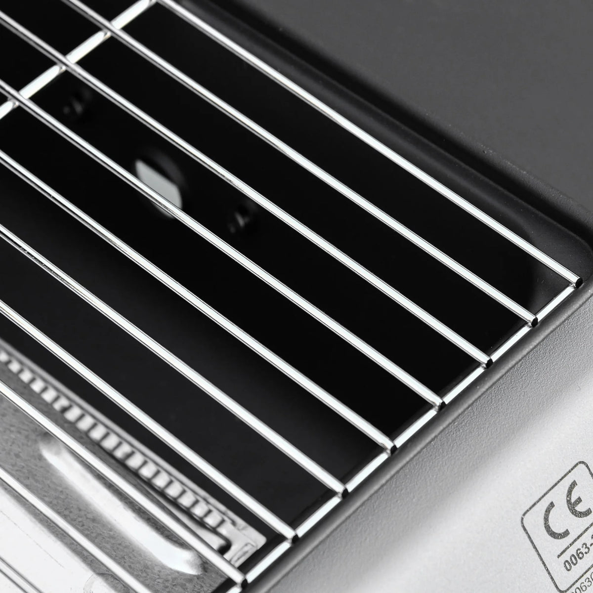 Outsunny 2-Burner LPG Gas BBQ Grill, 5.6kW, Black, Model 846-063